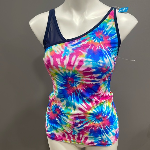 Free Country Other - Free Country women’s swim top.